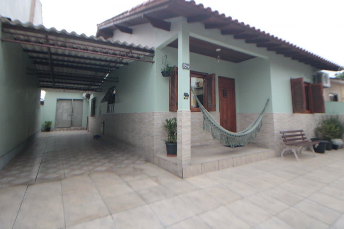 Casa Alvenaria para Venda em Parque da Matriz Cachoeirinha-RS