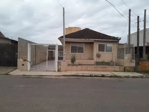 Casa Mista em Vila Eunice Velha, Cachoeirinha/RS