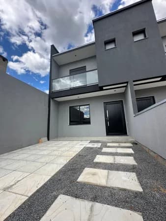 Lindo Sobrado ! 03 dormitórios ! ótimo Acabamento !Boa Localização !