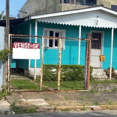 Casa Mista para Venda em Parque da Matriz Cachoeirinha-RS