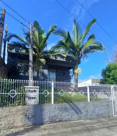 BARBADA !!!!2 CASAS COM 04 DORMITÓRIOS 04 BANHEIROS ! ÓTIMA LOCALIZAÇÃO !