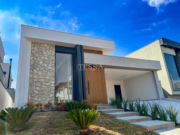 Casa térrea com piscina à venda em Piracicaba/SP - Condomínio Villa Bela Vista