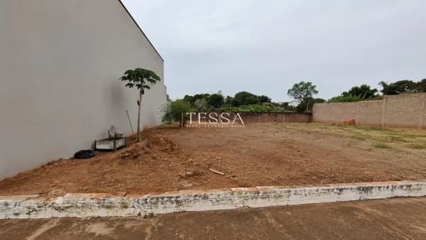Terreno Condomínio Habitare à Venda