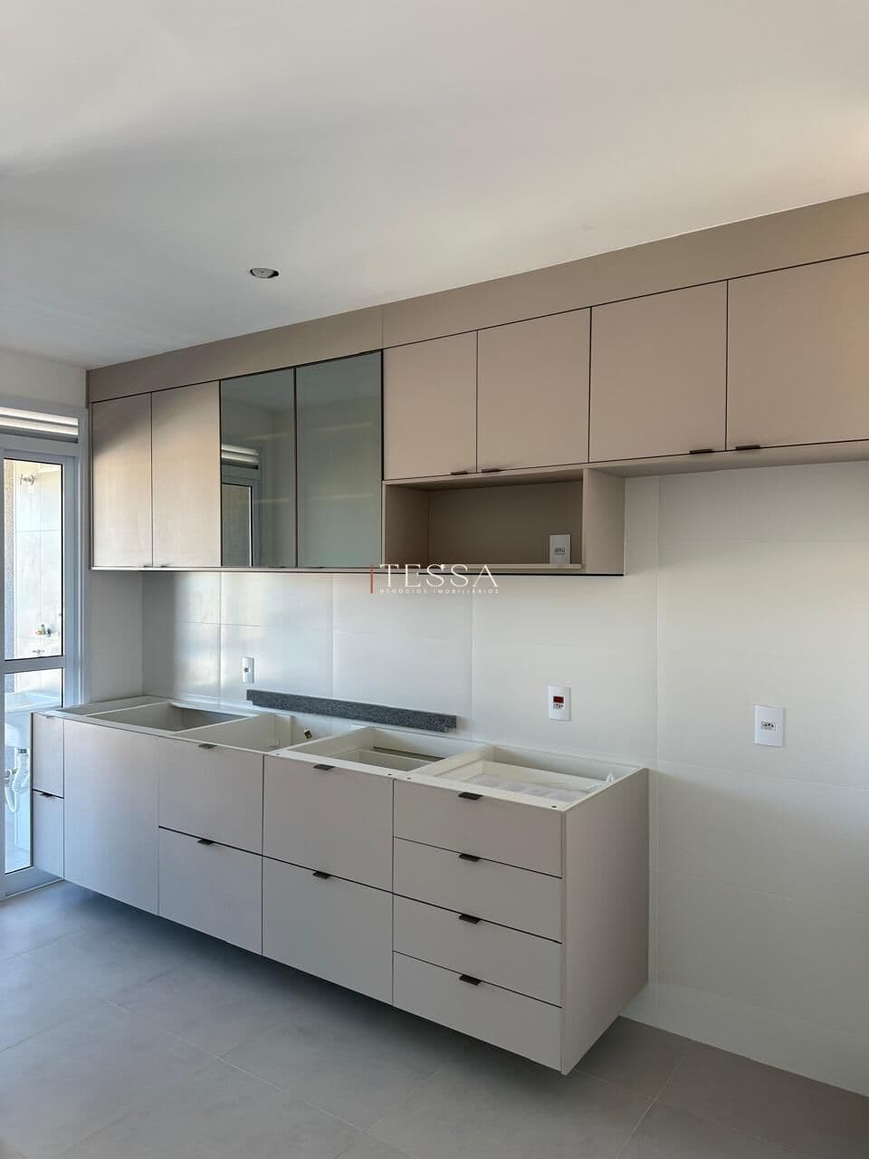 Apartamento novo no Vivace Residencial, com 3 dormitórios, suíte e varanda gourmet, em Dois Córregos