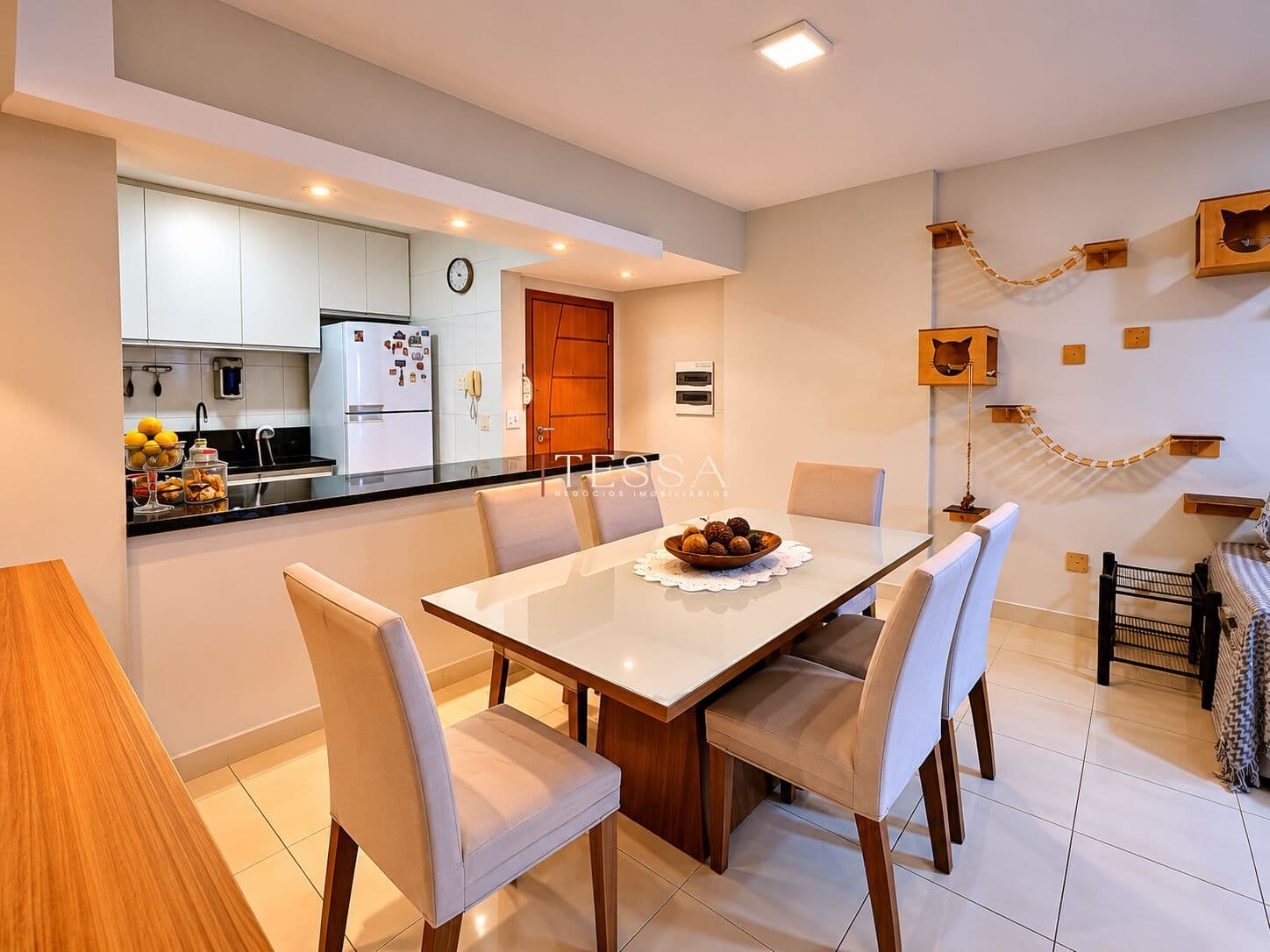 Apartamento com 3 dormitórios (1 suíte) à venda no São Dimas – Edifício Dona Odila