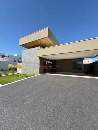 Casa de Condomínio em Goianésia - Condomínio Meridian