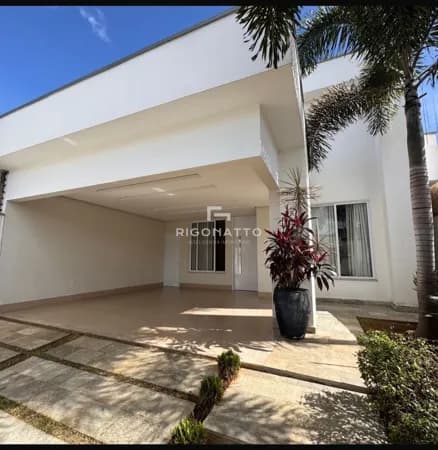 Casa em Goianésia - Setor Negrinho Carrilho