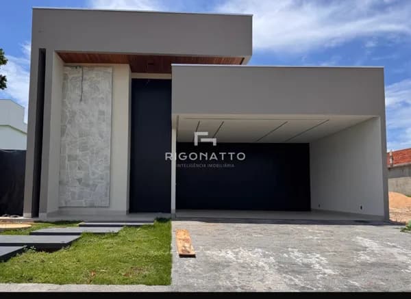 Casa de Condomínio em Goianésia - Residencial Vivalle Goianésia