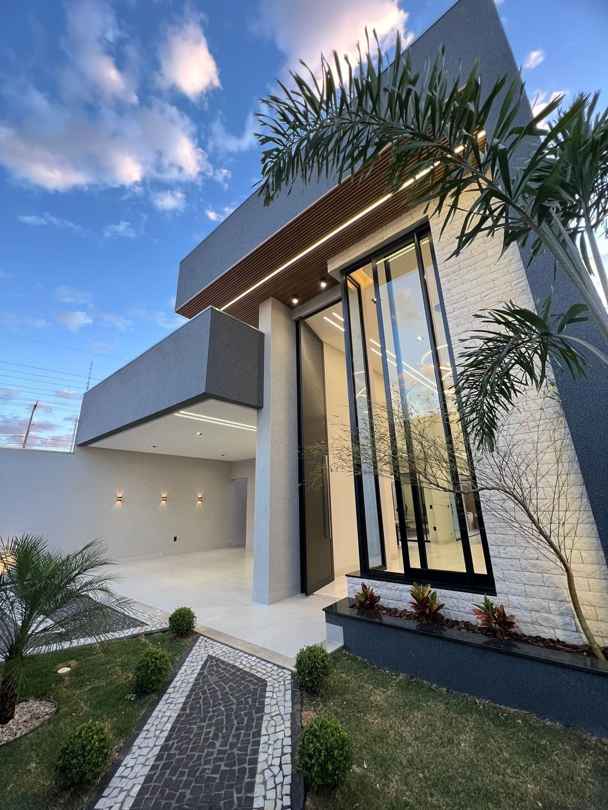 CASA NO BAIRRO PARQUE BRASÍLIA