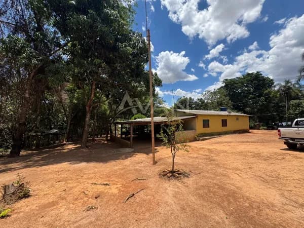Fazenda/Sítios/Chácaras em São Miguel do Passa Quatro - Centro