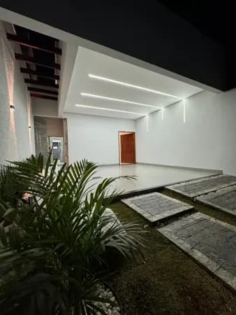 CASA NO RESIDENCIAL ANA CAROLINE