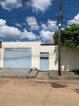 CASA NO BAIRRO BOA VISTA