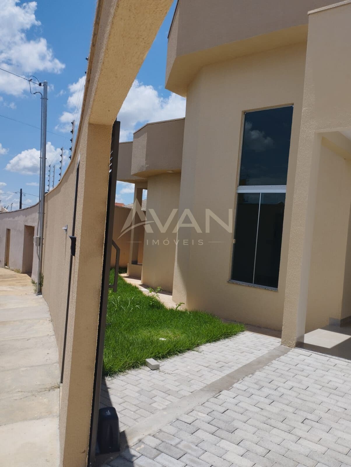 CASA NO BAIRRO CAMPOS ELÍSIOS