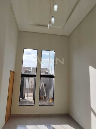 CASA NO BAIRRO RESIDENCIAL BURITIS