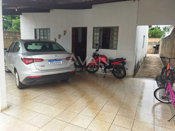 CASA TERRENO INTEIRO APENAS 250MIL