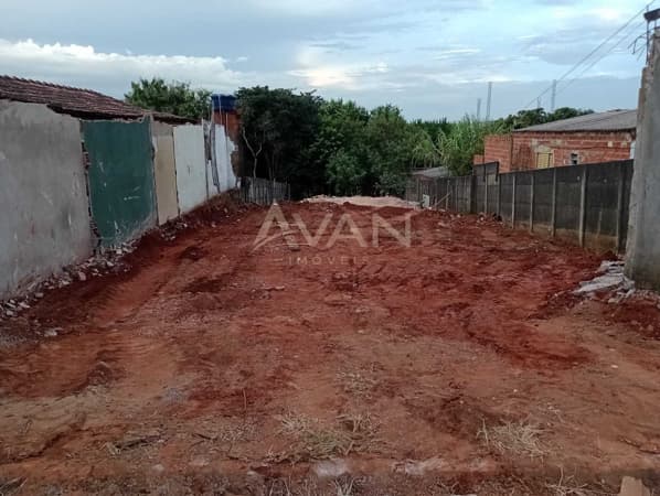 Lote/Terreno em Anápolis - Parque Residencial das Flores