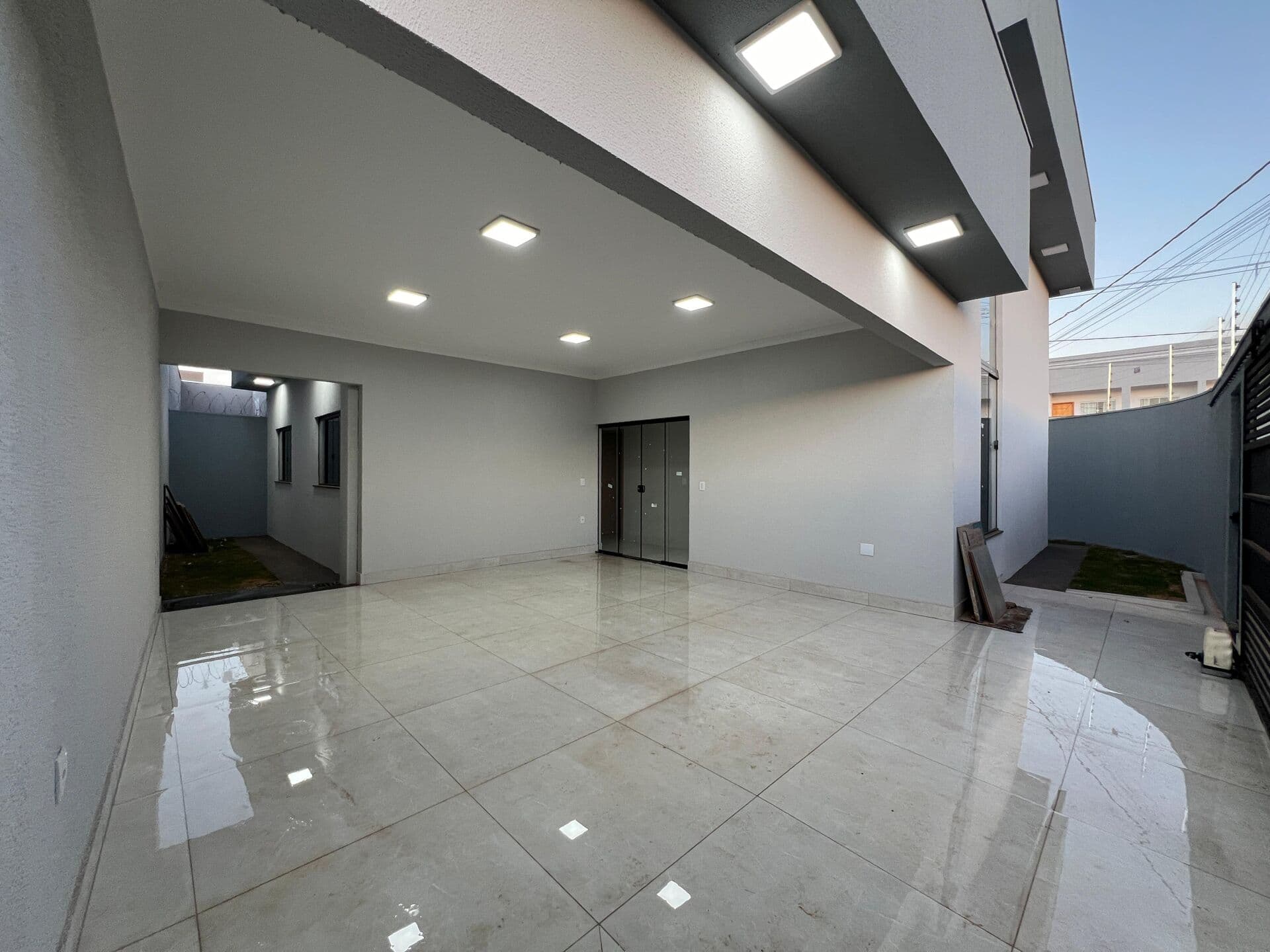 CASA NO BAIRRO CEREJEIRAS