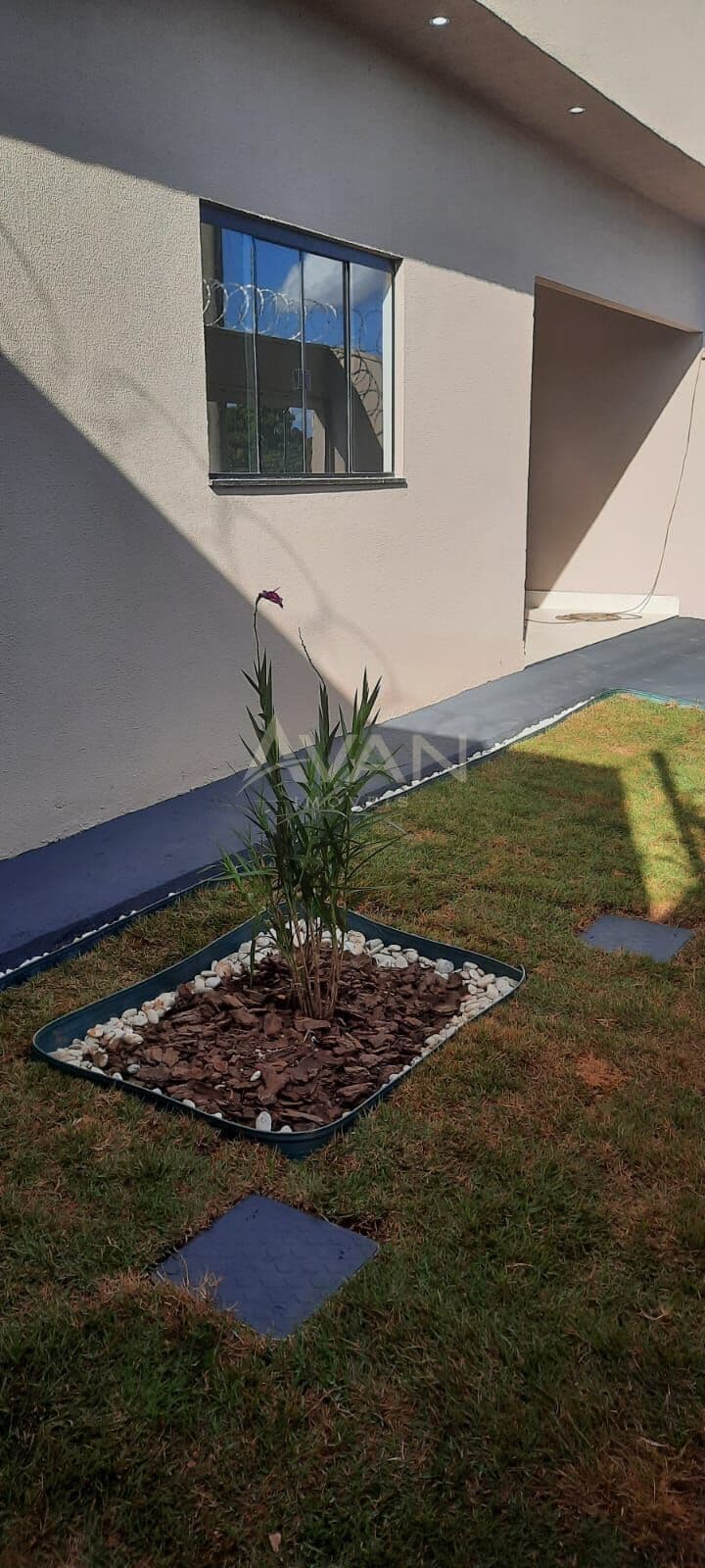 CASA NO BAIRRO IlDEFONSO LIMIRIO