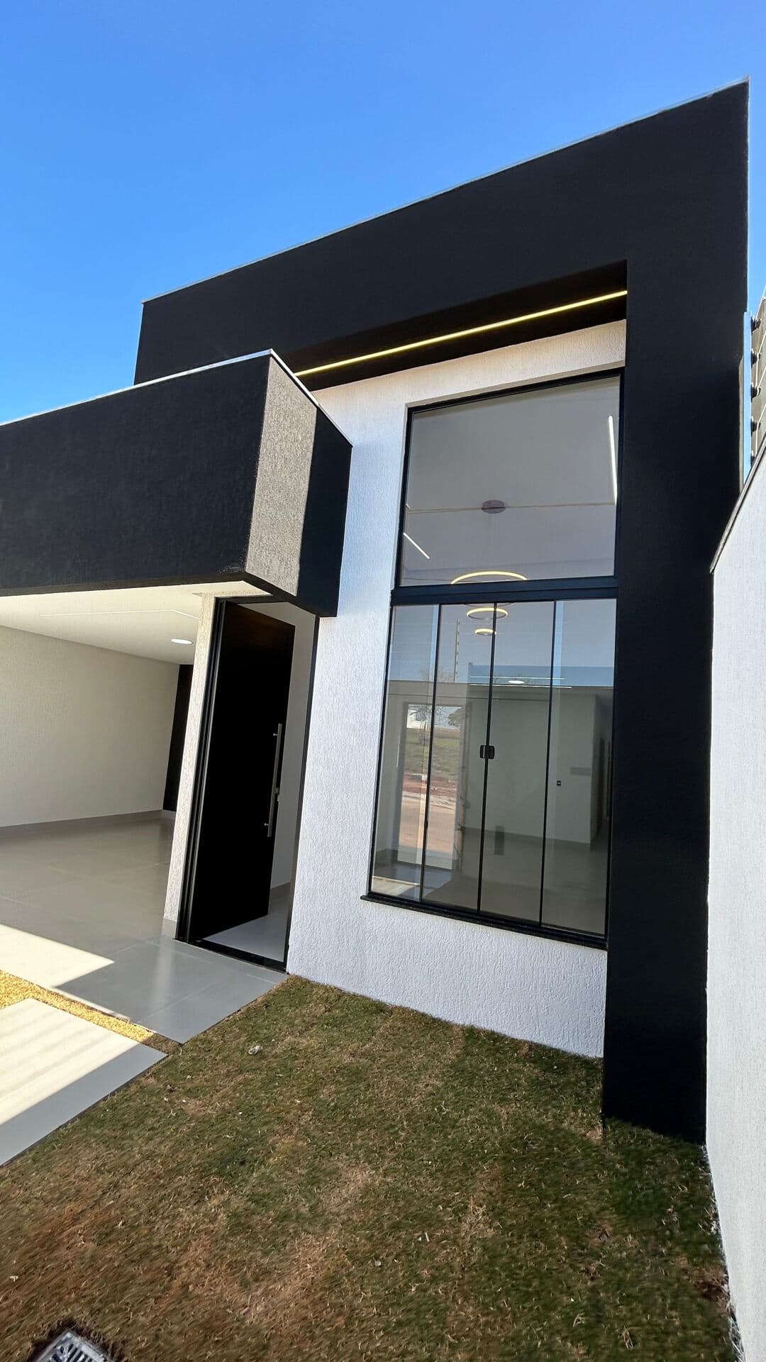 CASA NO BAIRRO CAMPOS DO JORDÃO