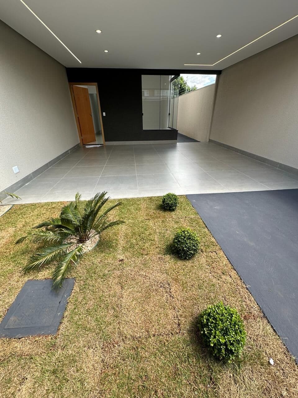 CASA NO BAIRRO CEREJEIRAS