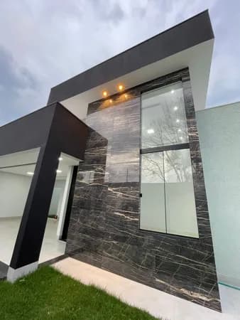 CASA NO BAIRRO ITAMARATY
