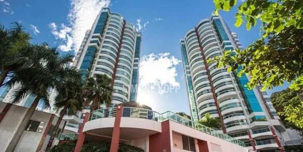 Apartamento Alto Padrão em Pioneiros, Balneário Camboriú/SC