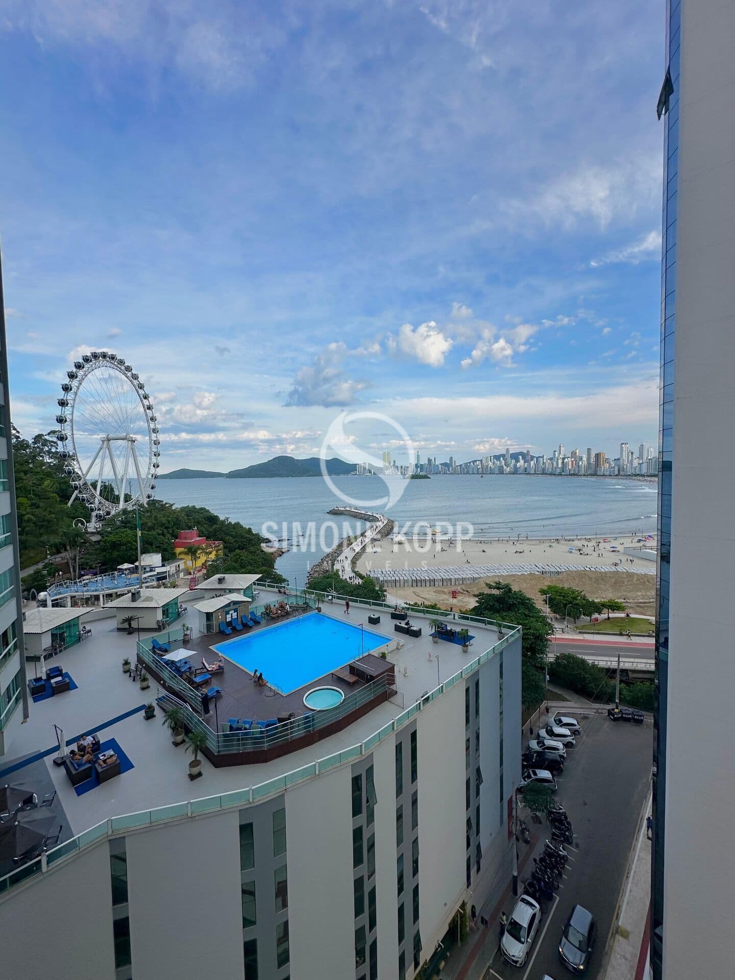 Apartamento em Pioneiros, Balneário Camboriú/SC
