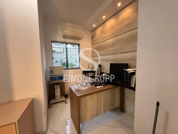 Sala/Conjunto em Balneário Camboriú - Centro