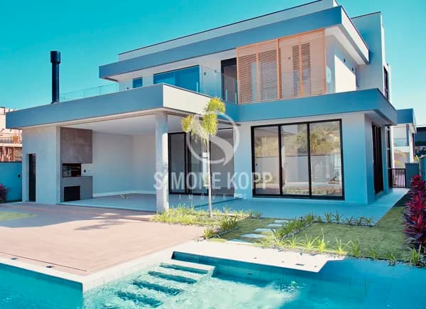 Casa em Camboriú - Santa Regina