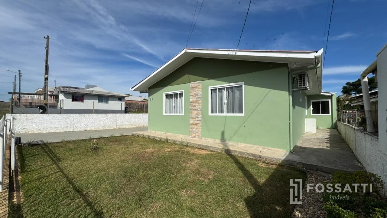 Casas em amplo terreno