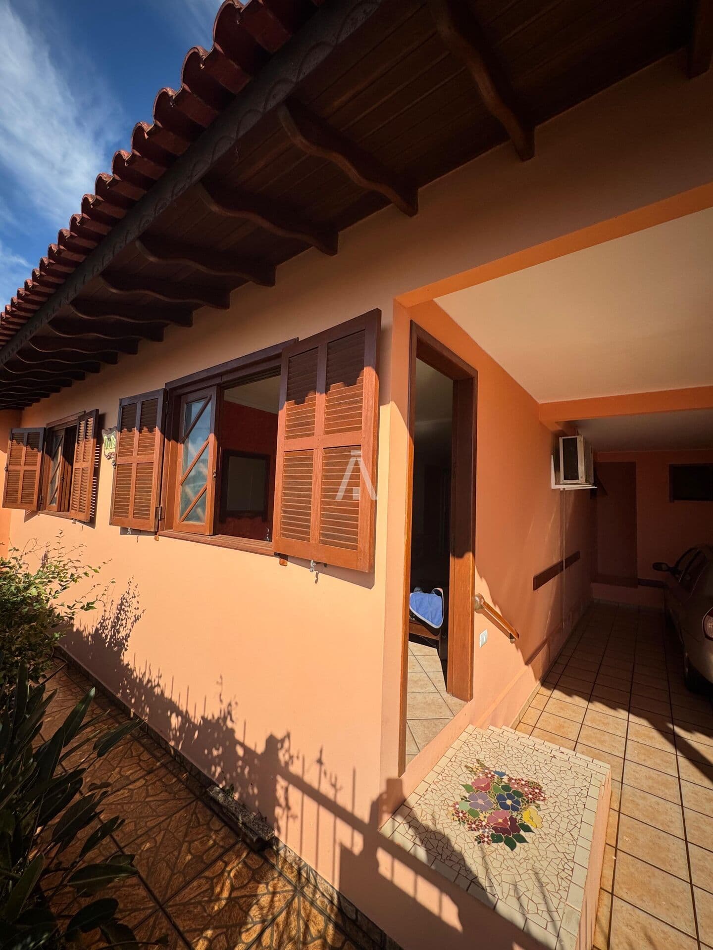 Casa Térrea para locação no Conjunto Aporã, em Foz do Iguaçu/ PR
