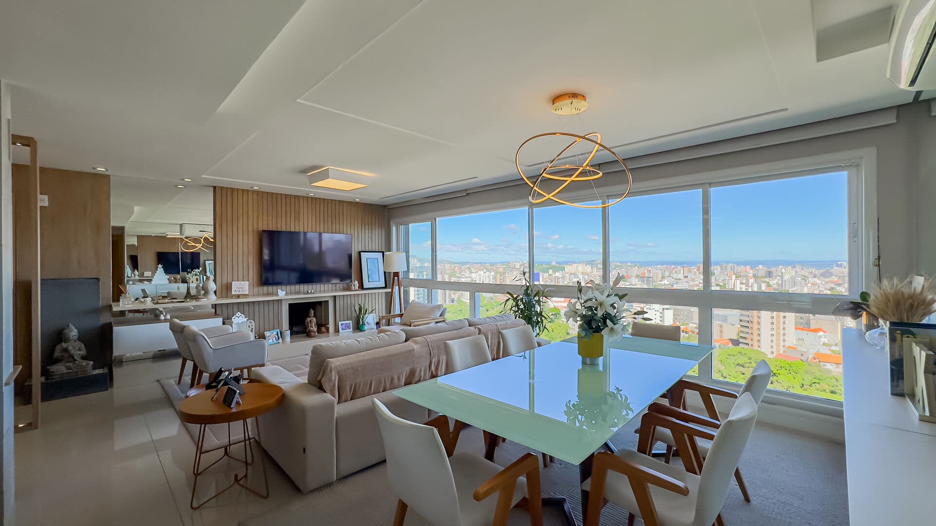 Apartamento 3 suítes com espetacular vista no Petrópolis!!!