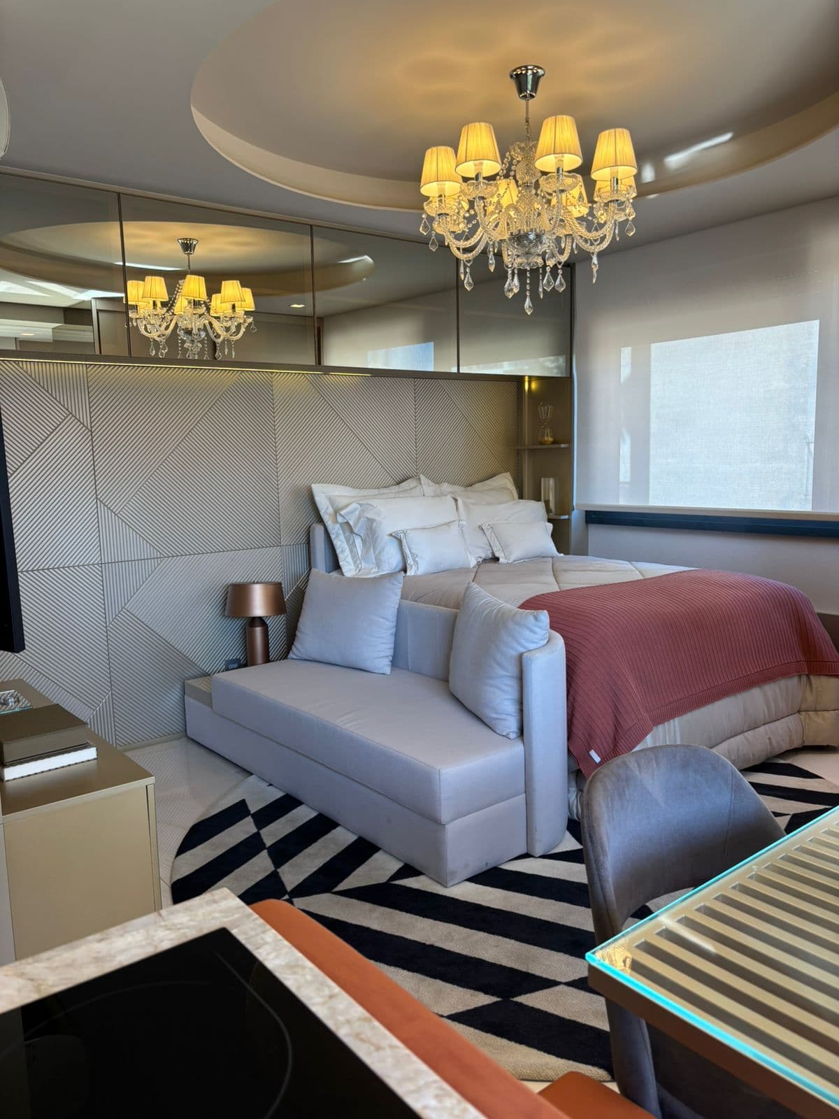 Apartamento estúdio lindamente mobiliado e decorado!!!