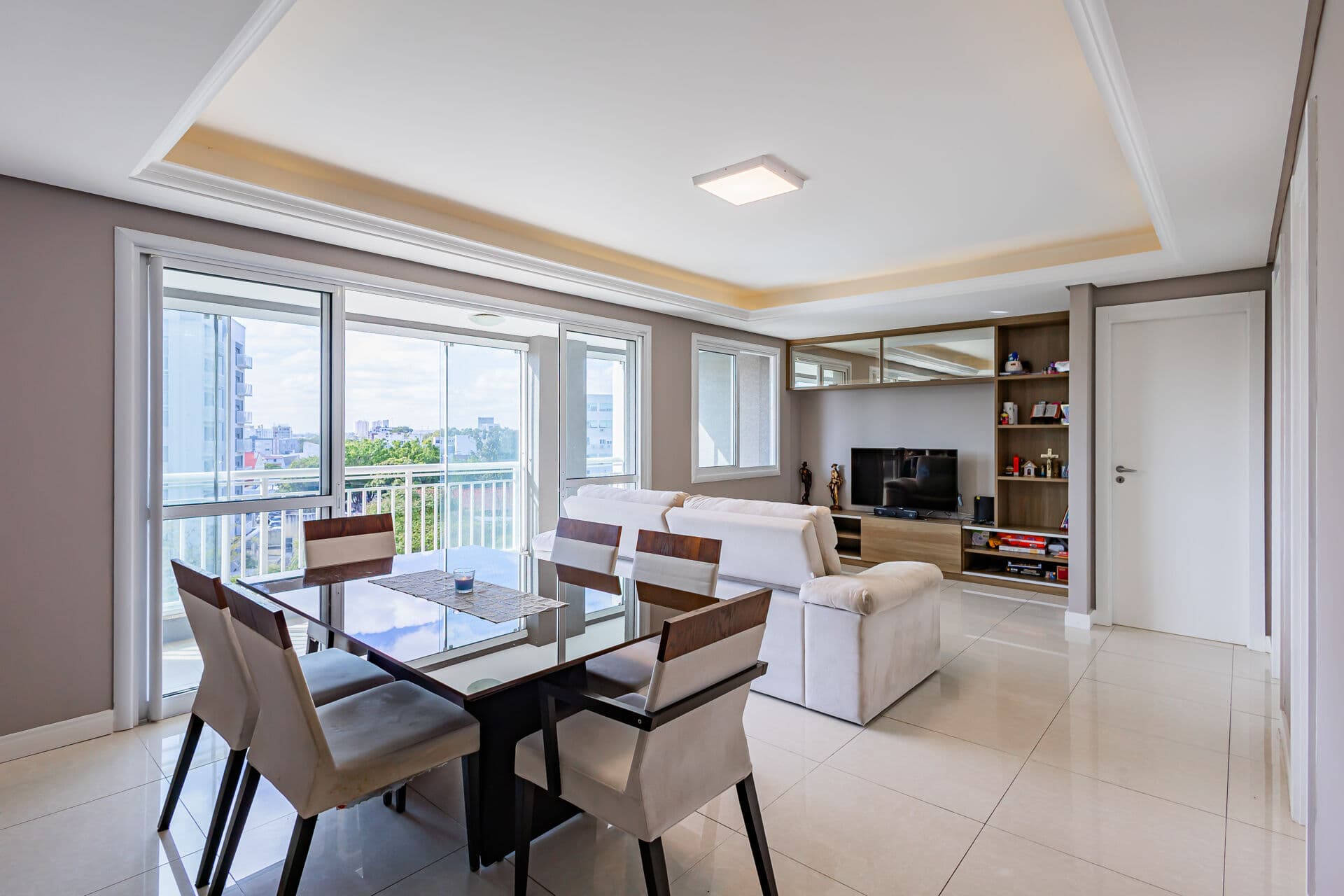 Apartamento 3 dormitórios com suíte no bairro Jardim Europa!!!