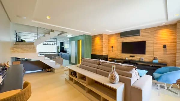 Casa 3 suítes próximo ao Shopping Iguatemi