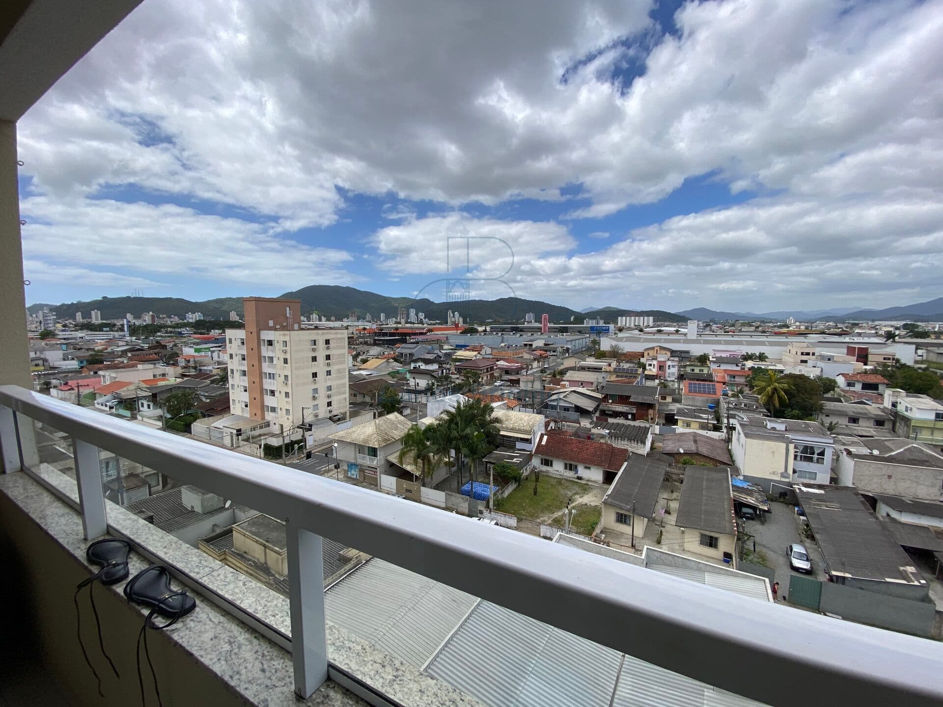 *Venda - Apartamento no bairro São Vicente com 02 dormitórios - Itajaí - SC*