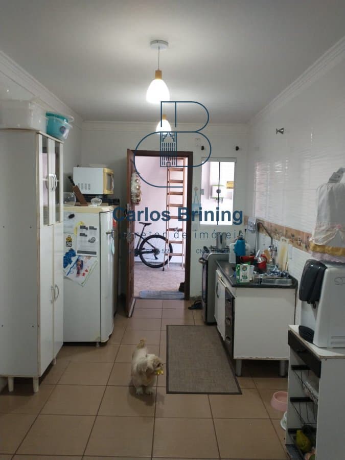 Casa Padrão para Venda em Espinheiros Itajaí-SC