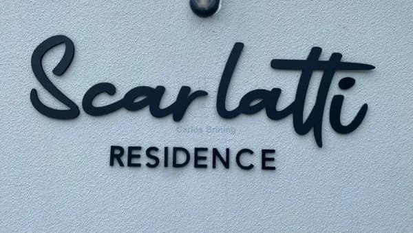 *Apartamento térreo para Venda - 2 Suítes - Centro - Camboriú - SC*