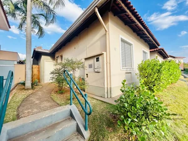 Casa de Condomínio em São José do Rio Preto - Giardino