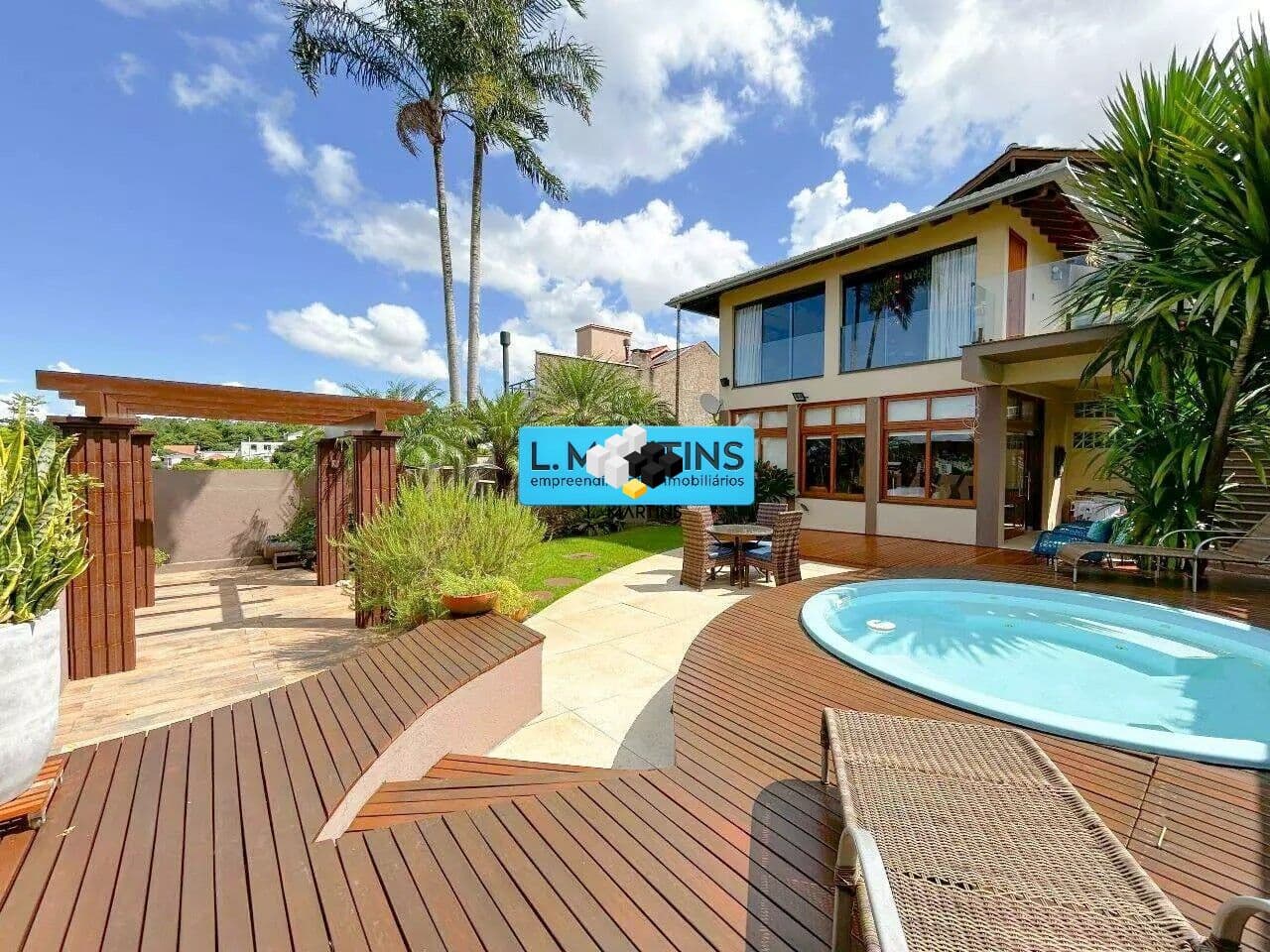 Casa à venda, 4 quartos, 2 suítes, 3 vagas, Ideal - Novo Hamburgo/RS