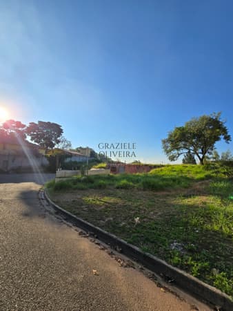 Área à venda no bairro Loteamento Jardim Do Sol em São Roque/SP