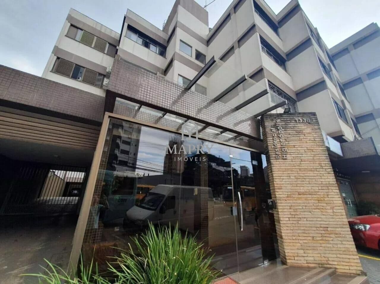 Condomínio Residencial Della Nina