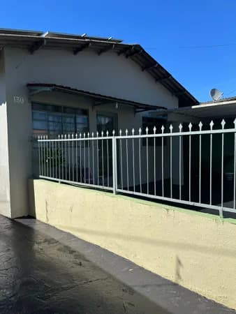 Casa com 2 dormitórios - Jardim Oriente - Londrina/PR