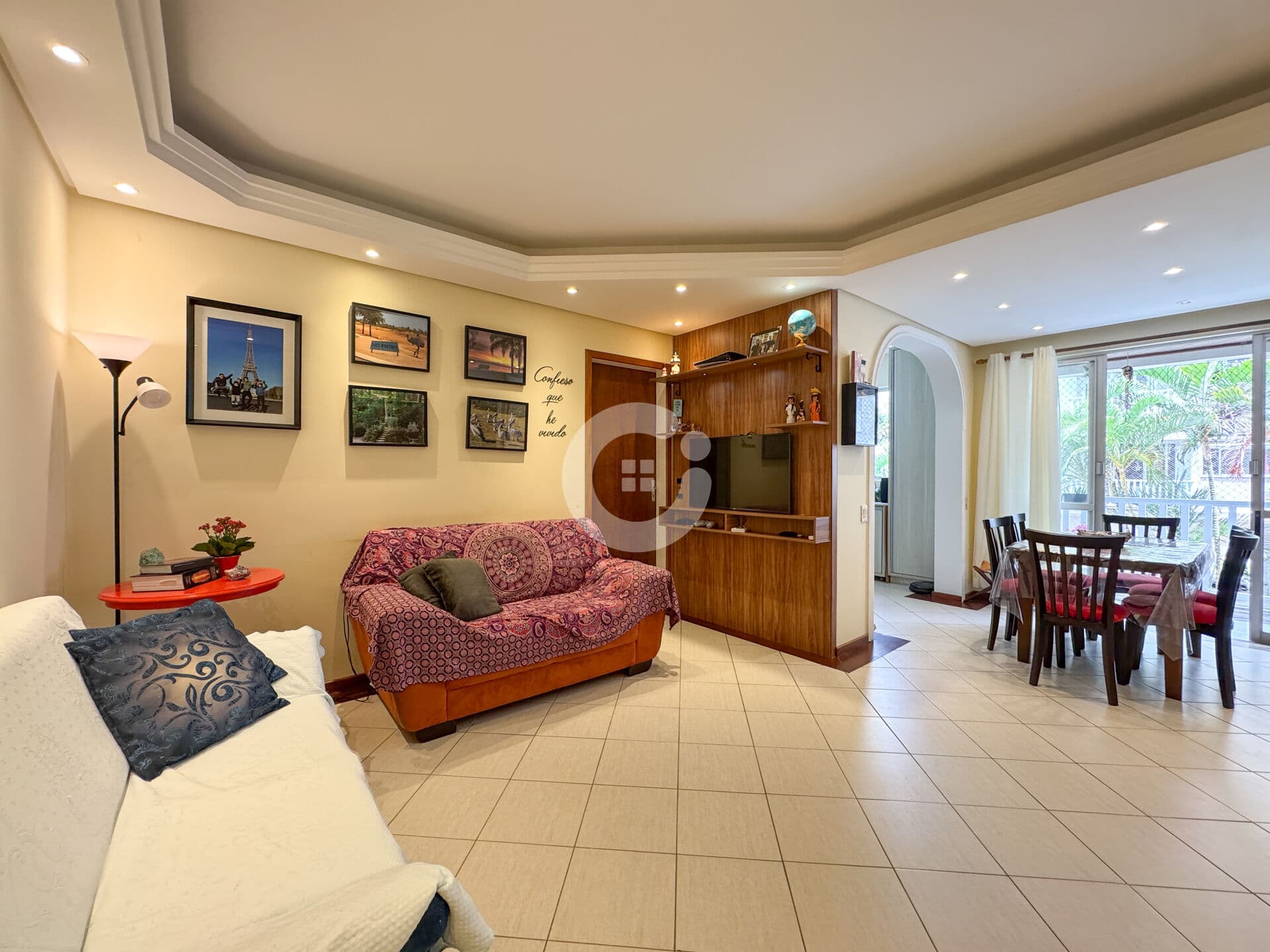 Apartamento de 3 quartos (1 suíte) e 1 vaga