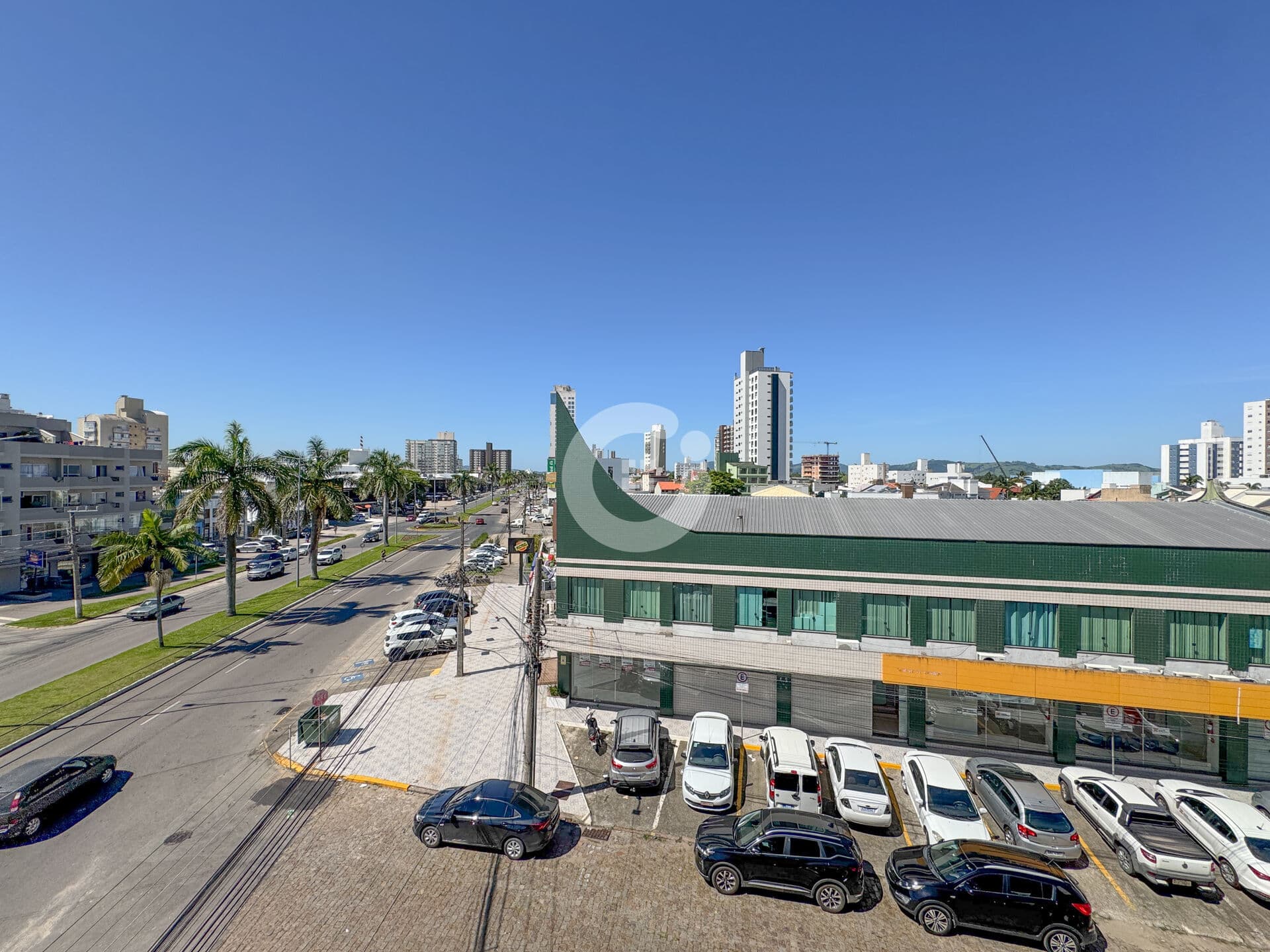 Apartamento com 4 quartos (1 suíte) e 1 vaga de garagem no Vila Moema
