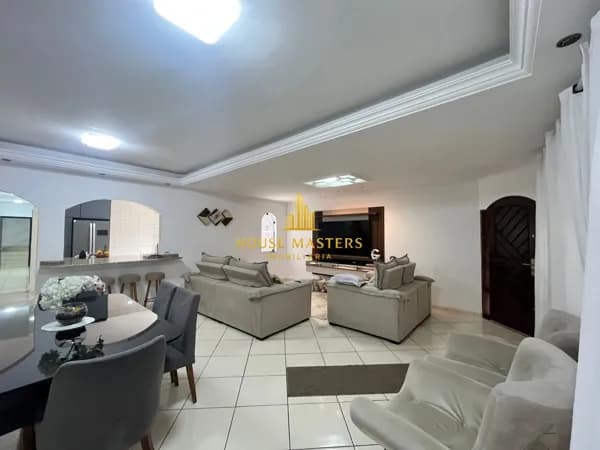 SOBRADO TRIPLEX | 420m² | SANTO ANDRÉ Aproximadamente R$ 3.040/m²