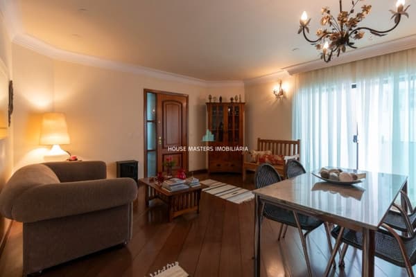 Vila Bastos 4 dormitórios (1 suíte) | 2 vagas + depósito | Localização privilegiada 736.000,00