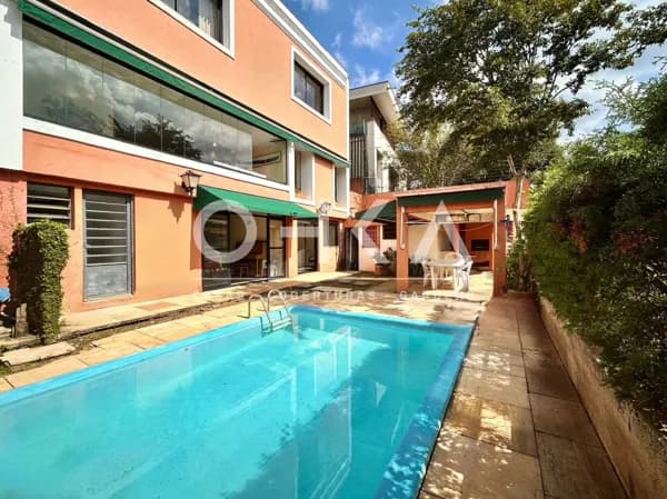 Casa em São Paulo - Pacaembu