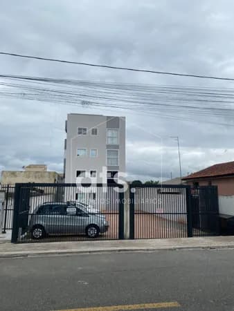 Apartamento com 2 quartos semi mobiliado