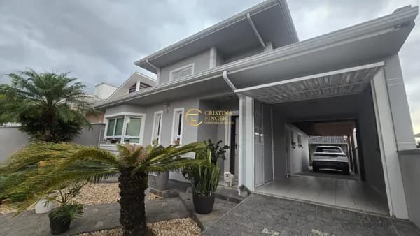 Casa 3 dormitórios, sendo 1 suite master com closet - Pedra Branca Palhoça